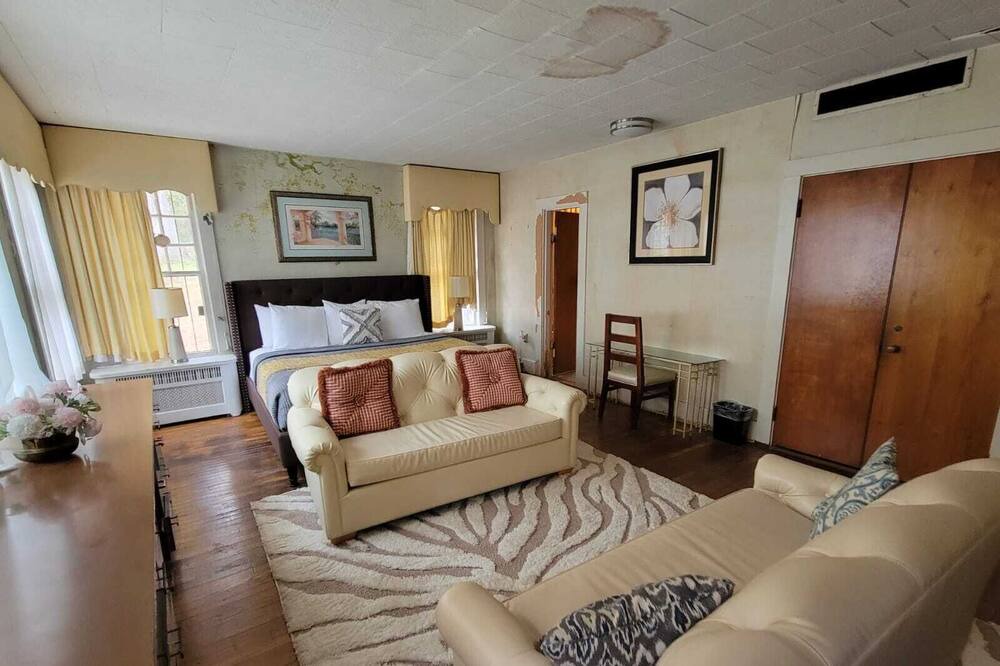Photo of Livingroom in Raleigh