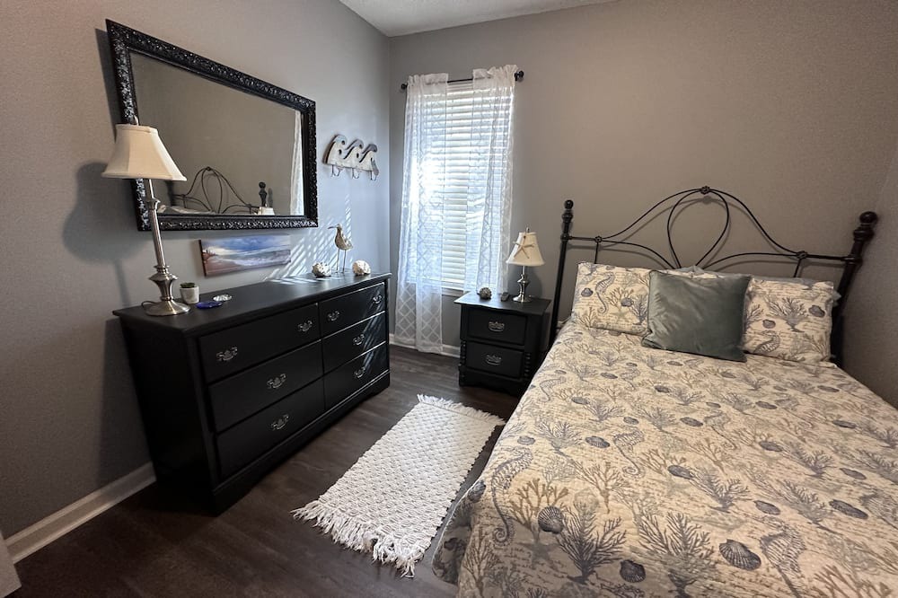 Photo of Bedroom in Greenbrier