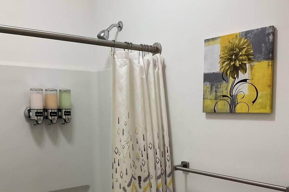 Photo of Bathroom in Downtown Memphis