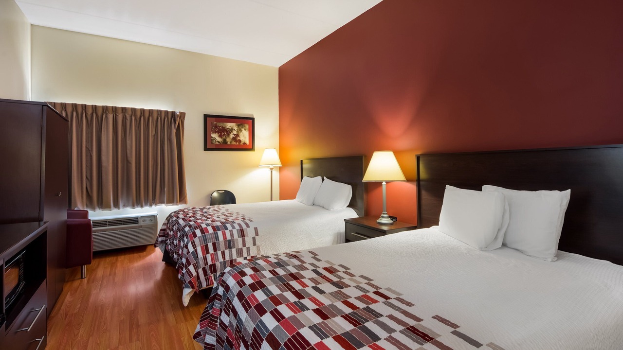 Photo of Bedroom in Hendersonville