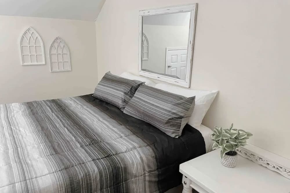 Photo of Bedroom in Fort Towson