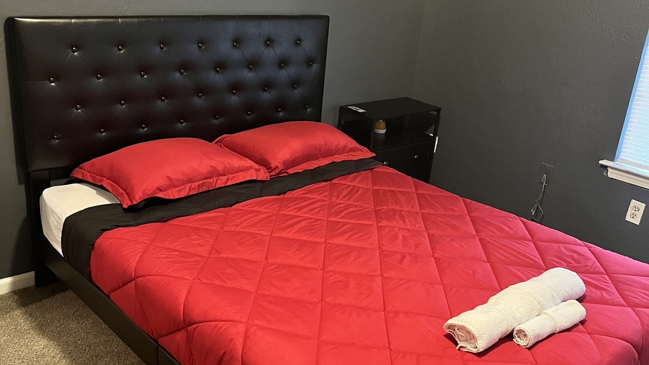 Photo of Bedroom in Frayser