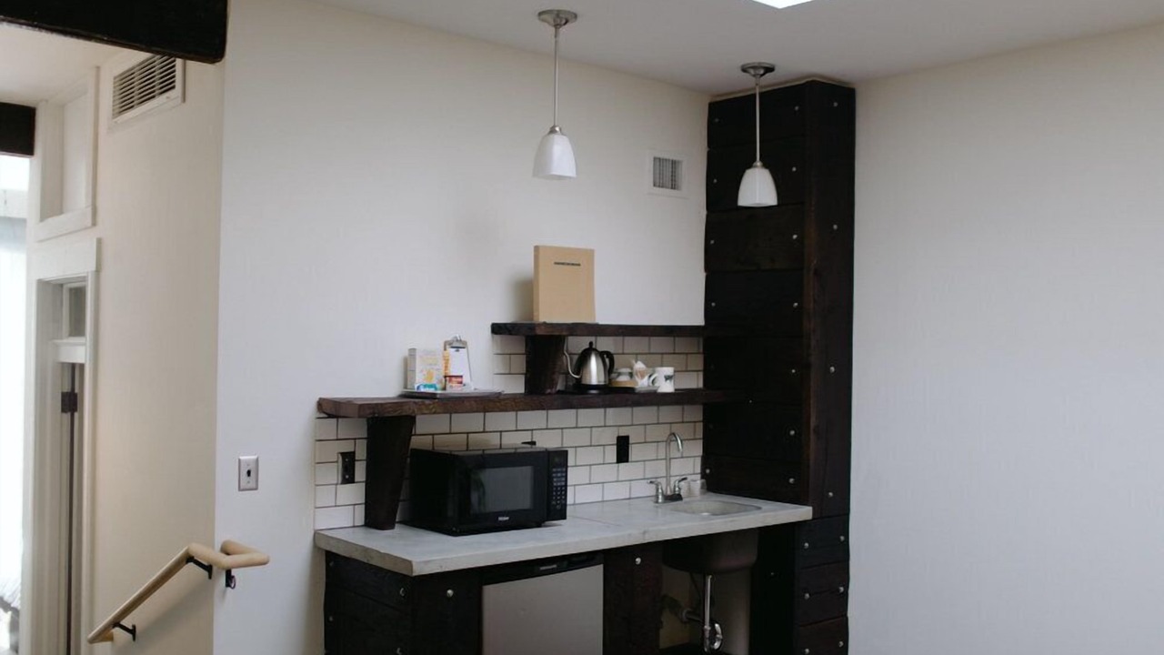 Photo of Kitchen in Commercial Street Historic District