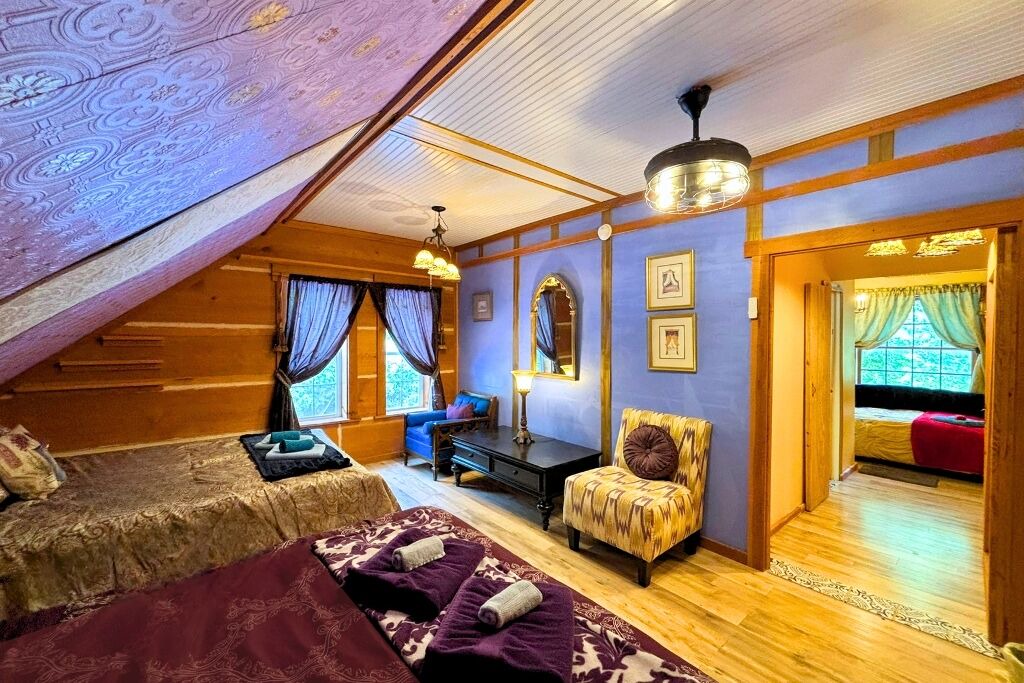Photo of Bedroom in Zion