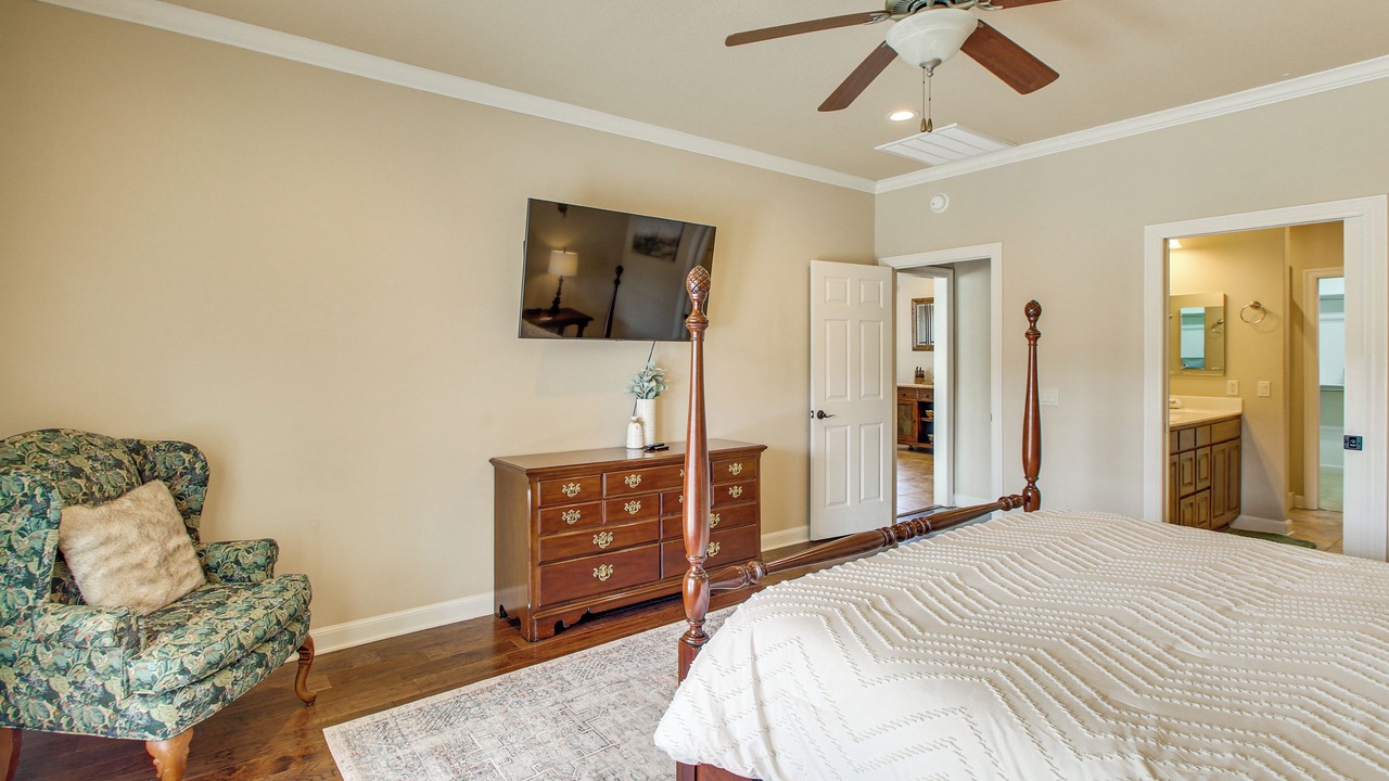 Photo of Bedroom in Hot Springs Village