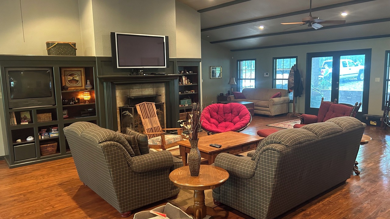 Photo of Livingroom in Gilmer