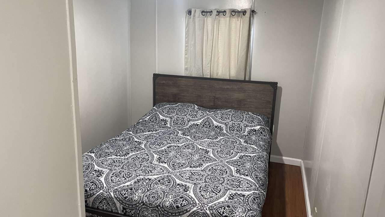 Photo of Bedroom in Claiborne