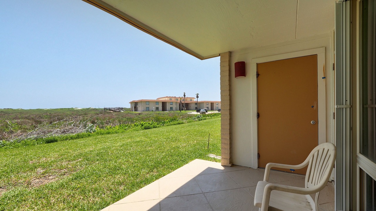 Photo of Patio Balcony in Shibui Sands