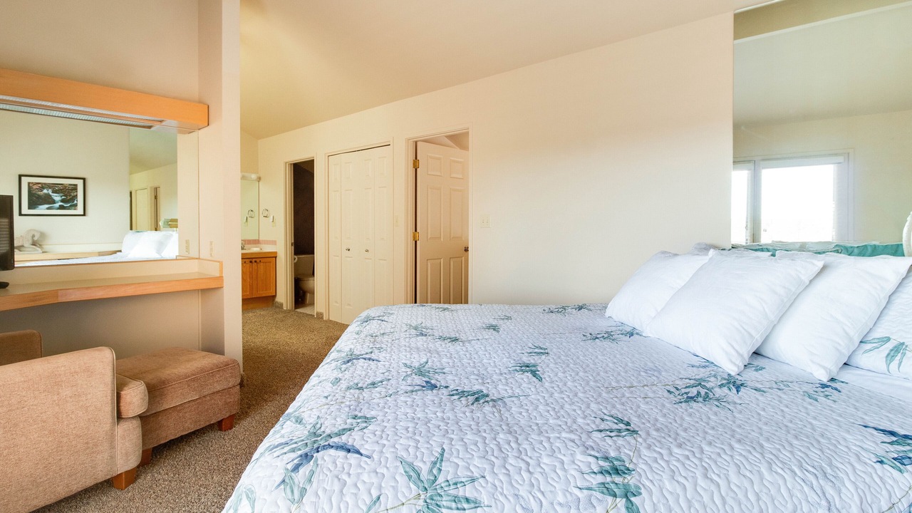Photo of Bedroom in Redmond
