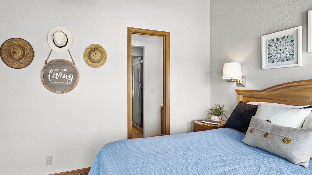 Photo of Bedroom in Village of Four Seasons