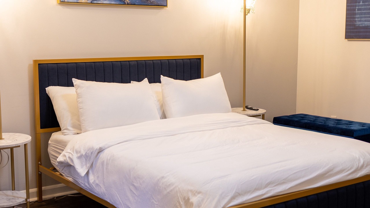 Photo of Bedroom in Midtown
