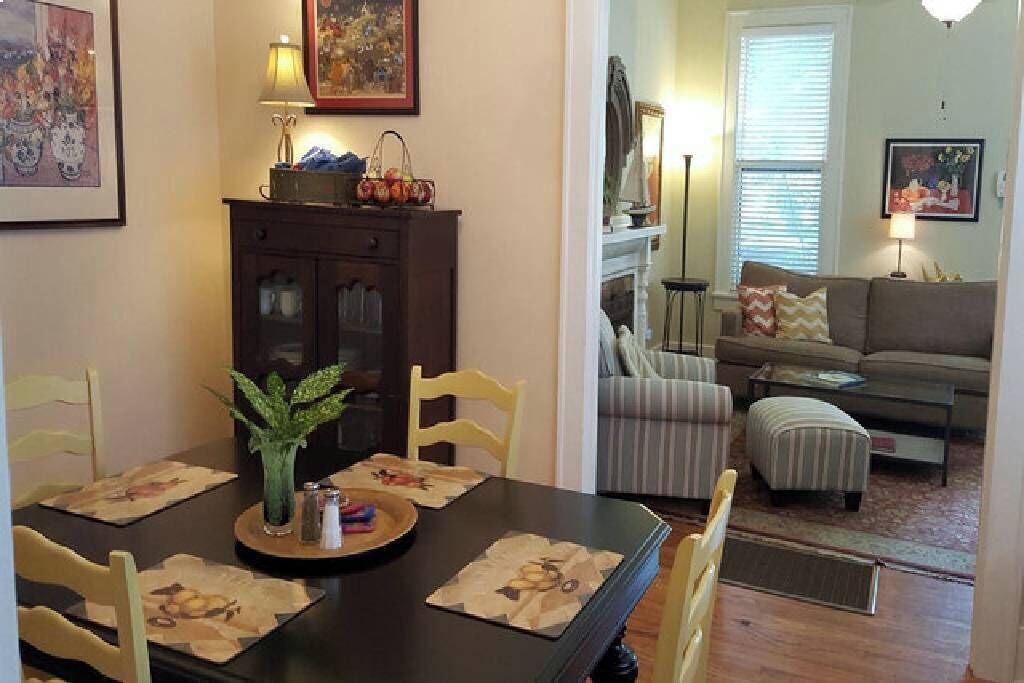 Photo of Livingroom in Downtown Little Rock