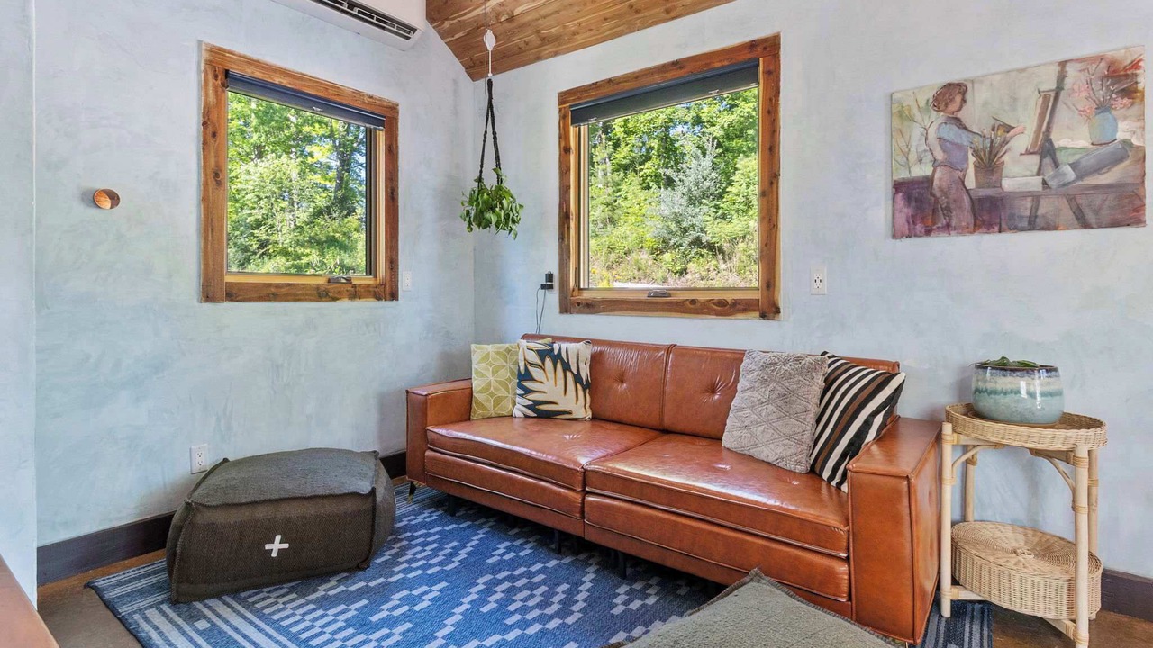 Photo of Livingroom in Lupton City