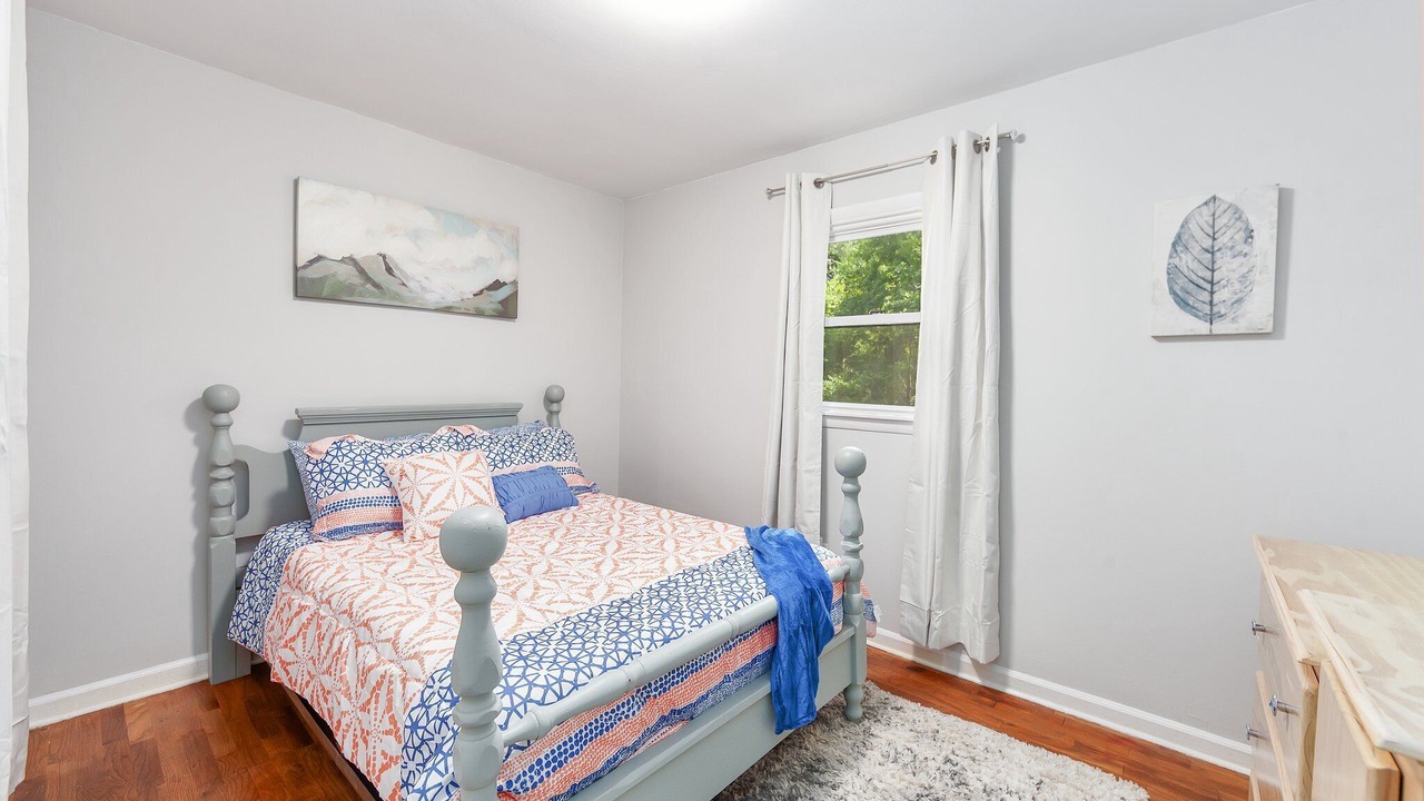 Photo of Bedroom in Martin