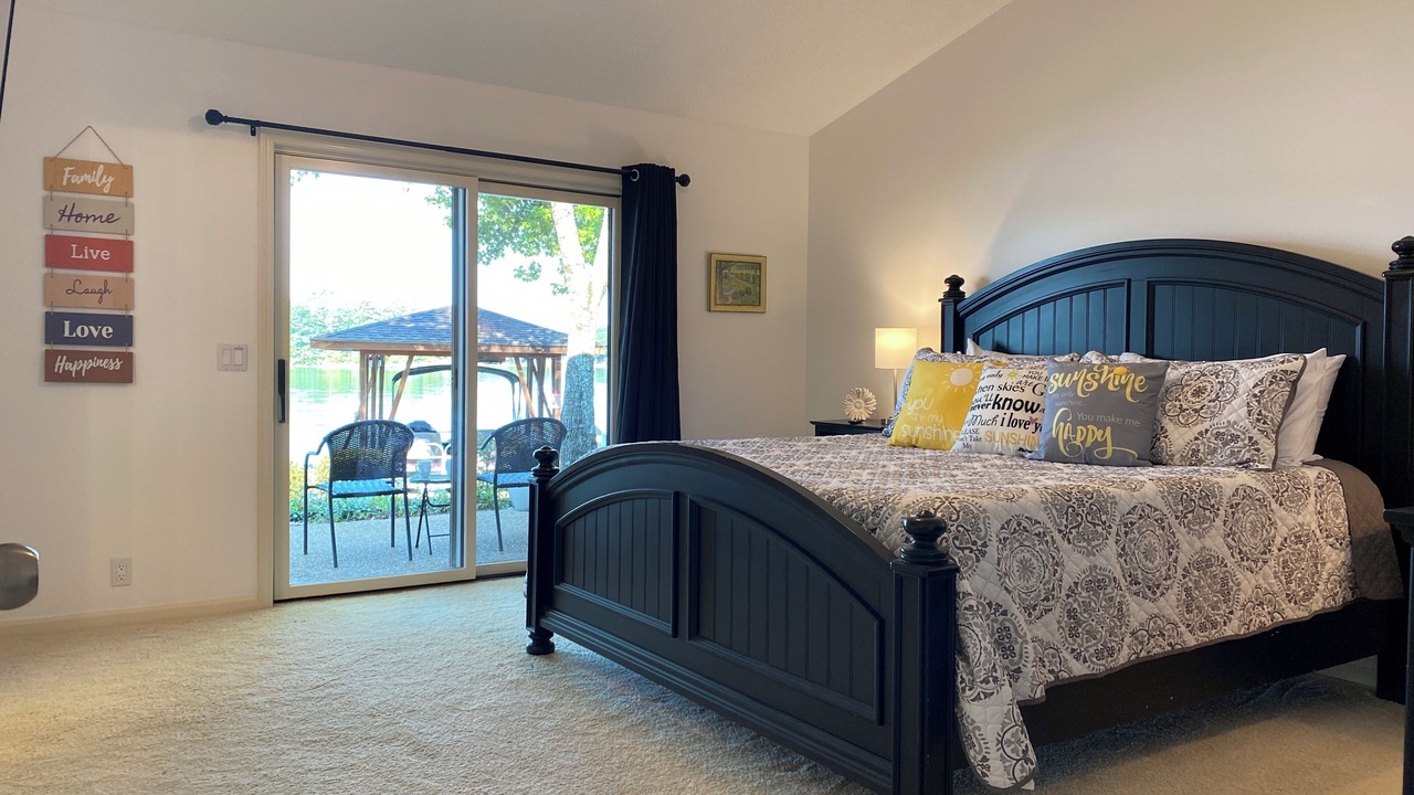 Photo of Bedroom in Hot Springs Village