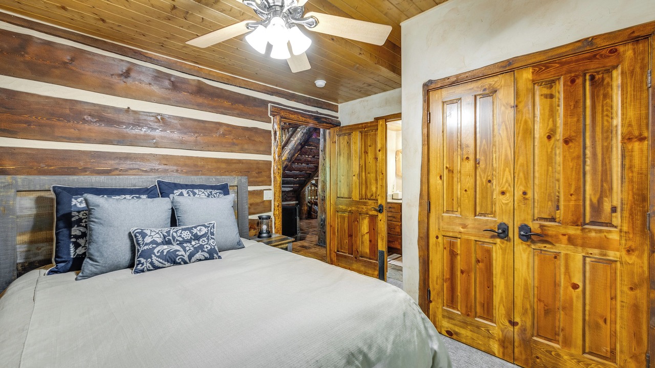 Photo of Bedroom in Kamas