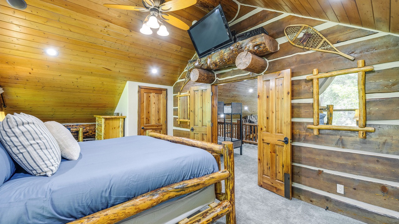 Photo of Bedroom in Kamas