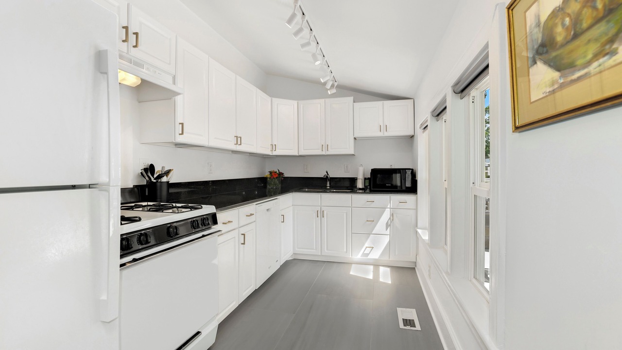 Photo of Kitchen in Downtown