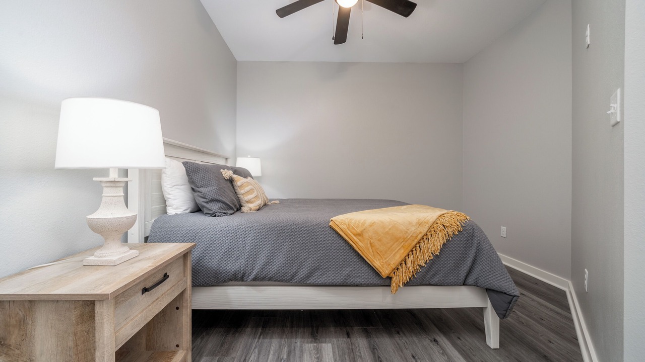 Photo of Bedroom in Lake Hamilton