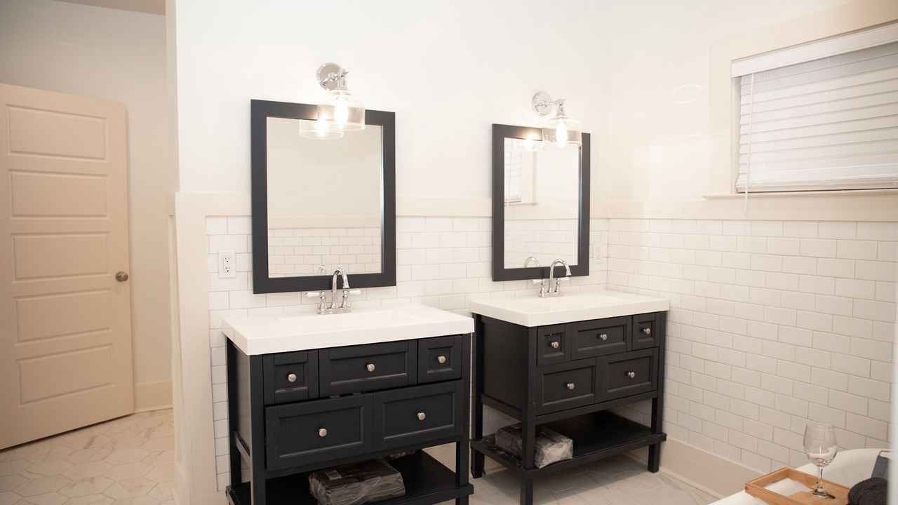 Photo of Bathroom in Downtown Little Rock