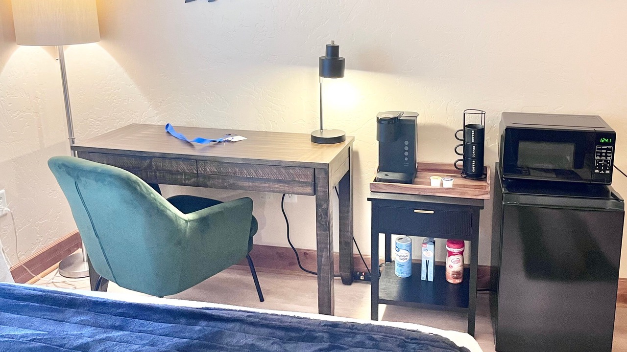 Photo of Bedroom in Midway