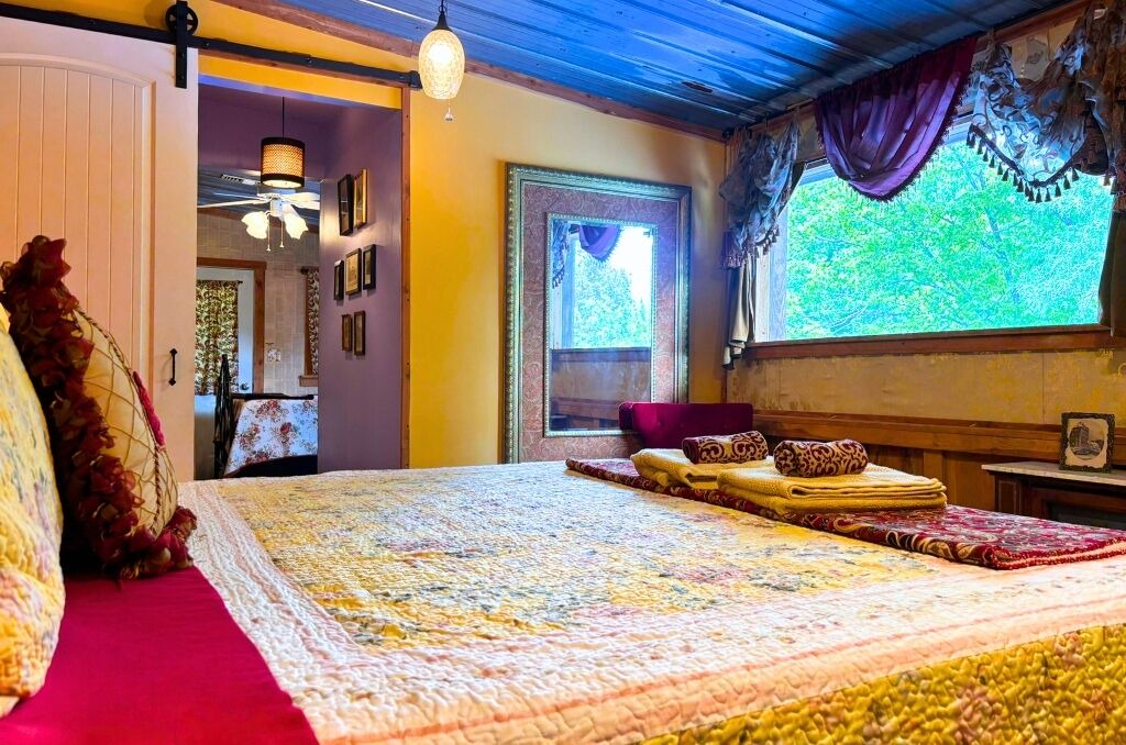 Photo of Bedroom in Zion