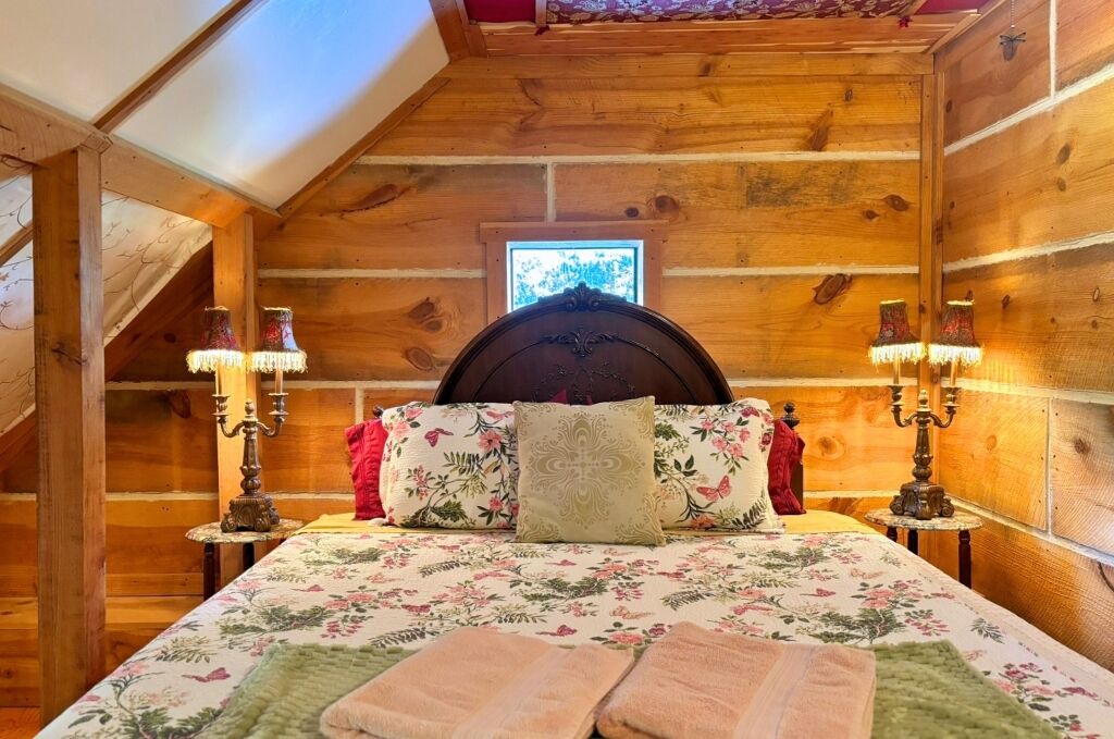 Photo of Bedroom in Zion