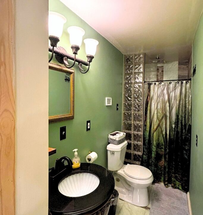 Photo of Bathroom in Zion