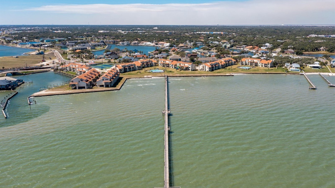 Photo of Others in Harbor Oaks