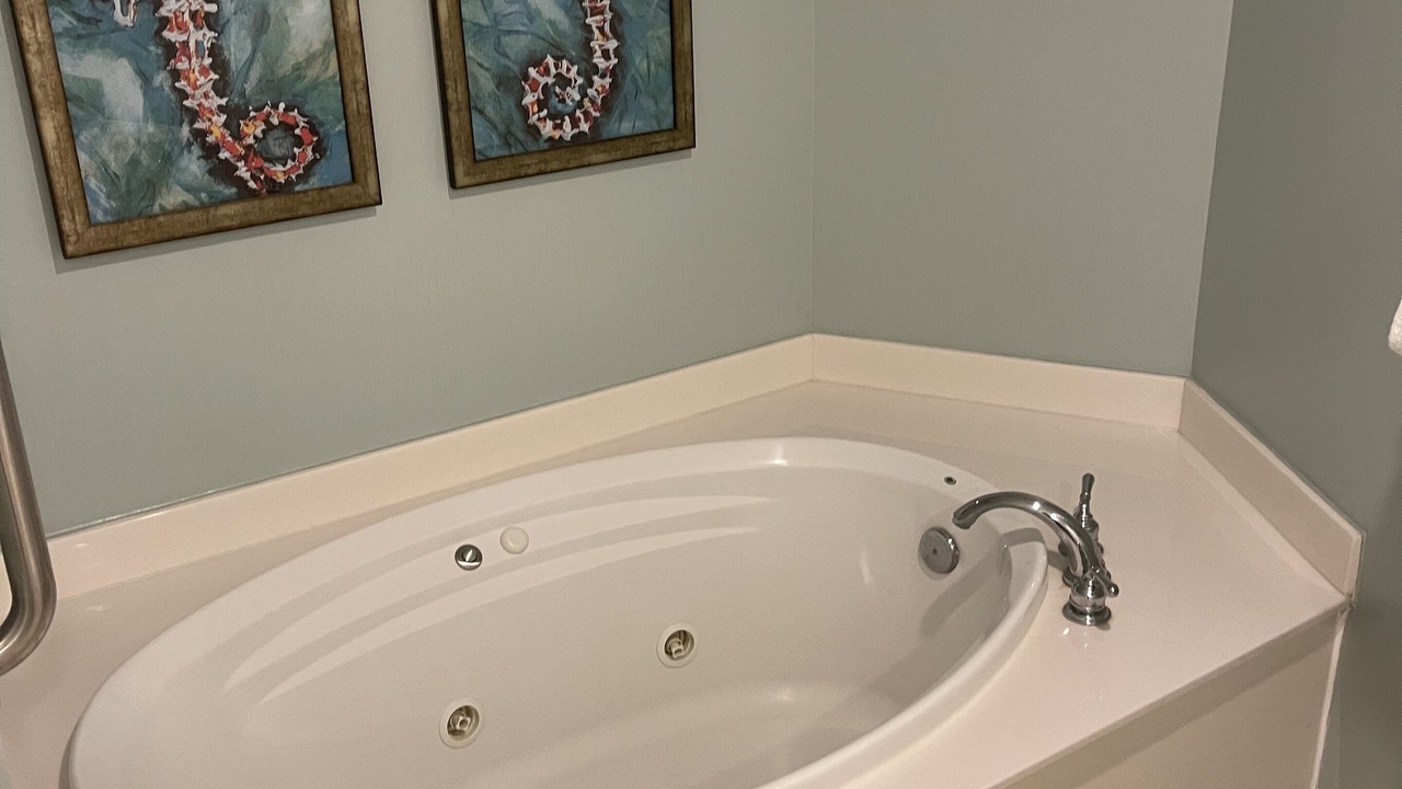 Photo of Bathroom in Beachside Village