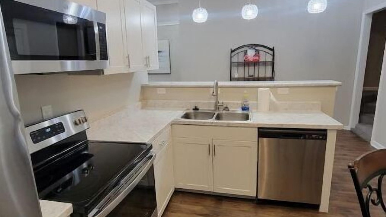 Photo of Kitchen in New Pathways