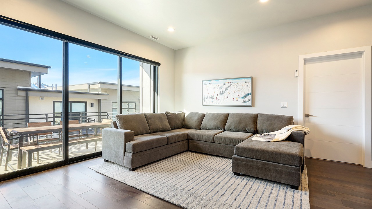 Photo of Livingroom in Hideout