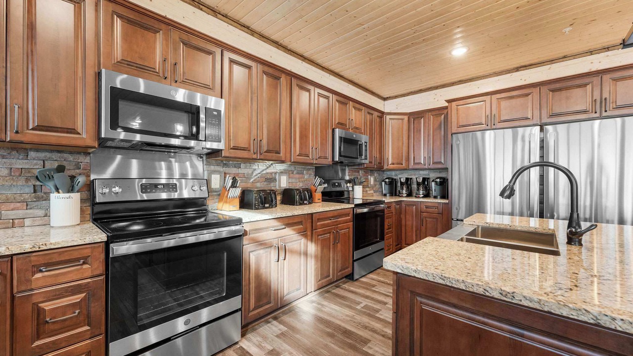 Photo of Kitchen in Kimberling City