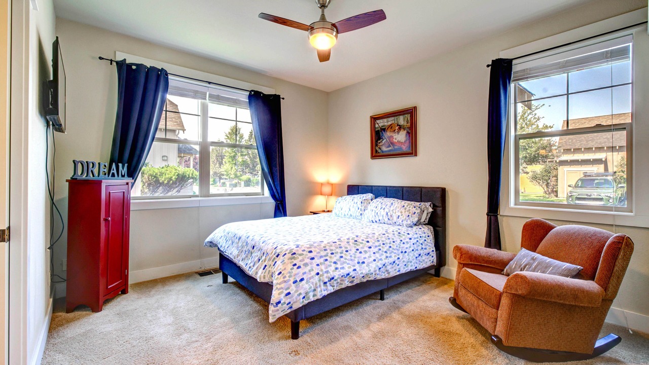 Photo of Bedroom in Redmond