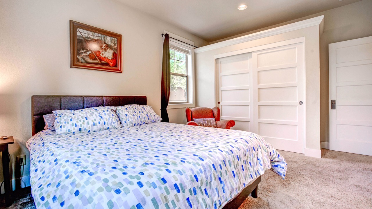 Photo of Bedroom in Redmond