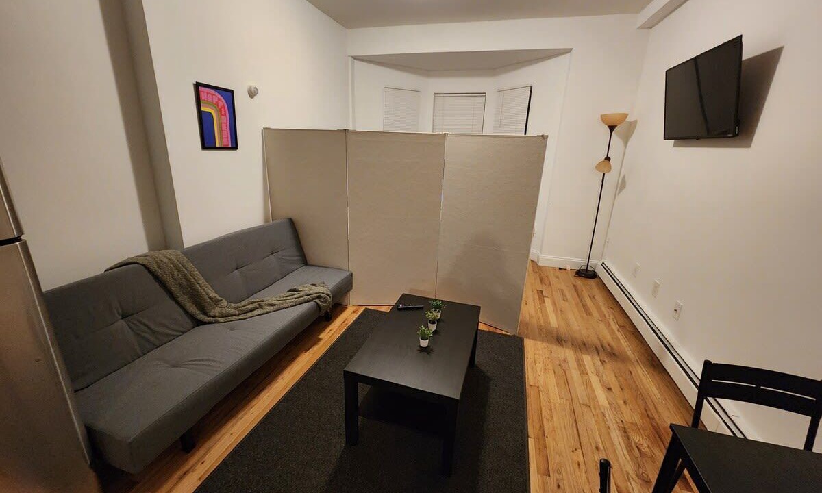 Photo of Bedroom in Union City
