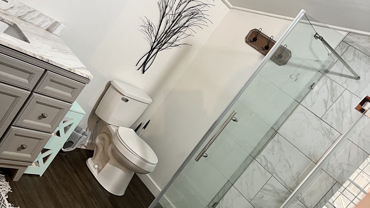 Photo of Bathroom in Mount Ida