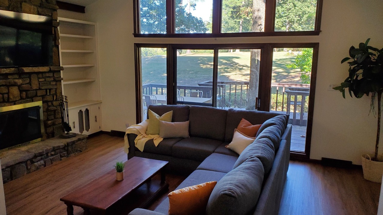 Photo of Livingroom in Hot Springs Village