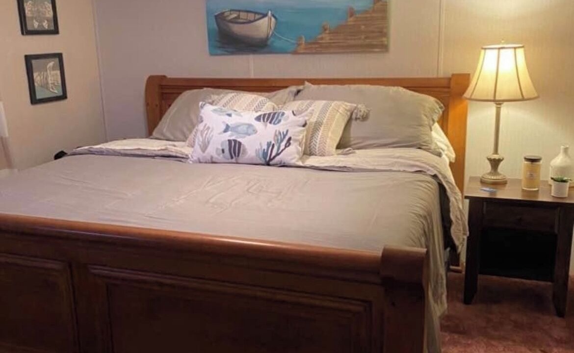 Photo of Bedroom in Springville