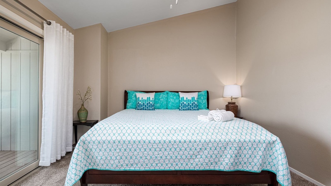 Photo of Bedroom in Harbor Oaks
