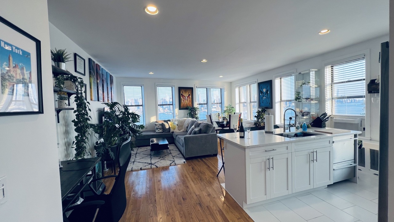 Photo of Others in Weehawken