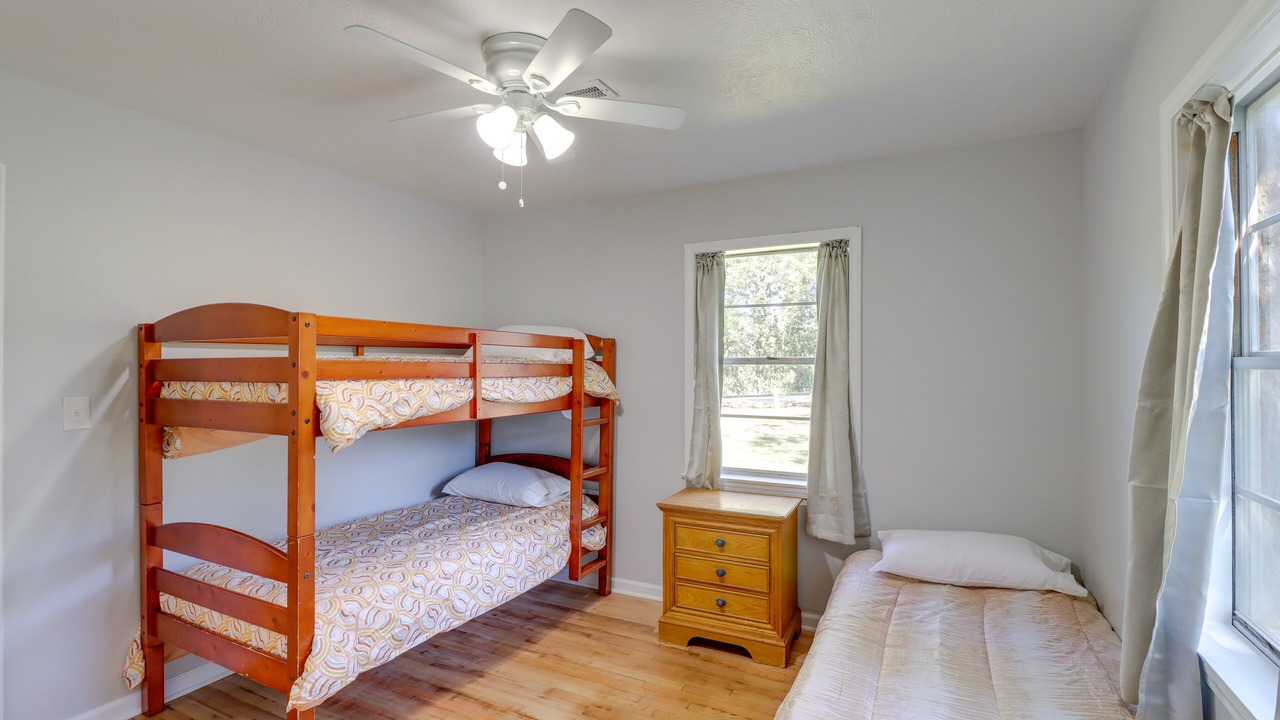 Photo of Bedroom in Saint Joe