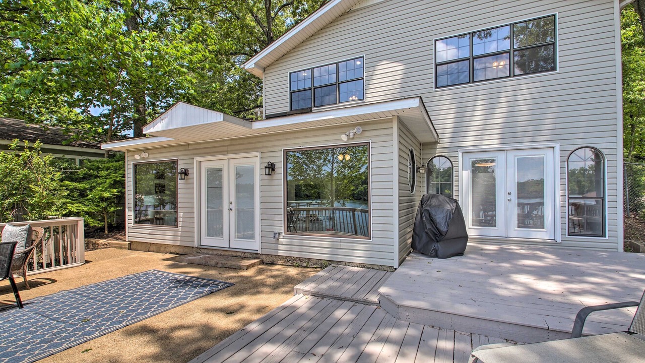 Photo of Patio Balcony in Piney