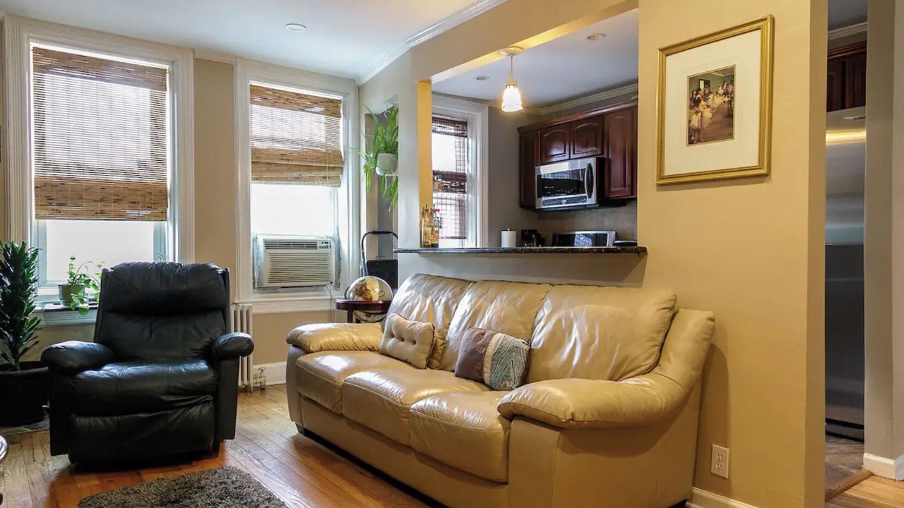 Photo of Livingroom in Union City