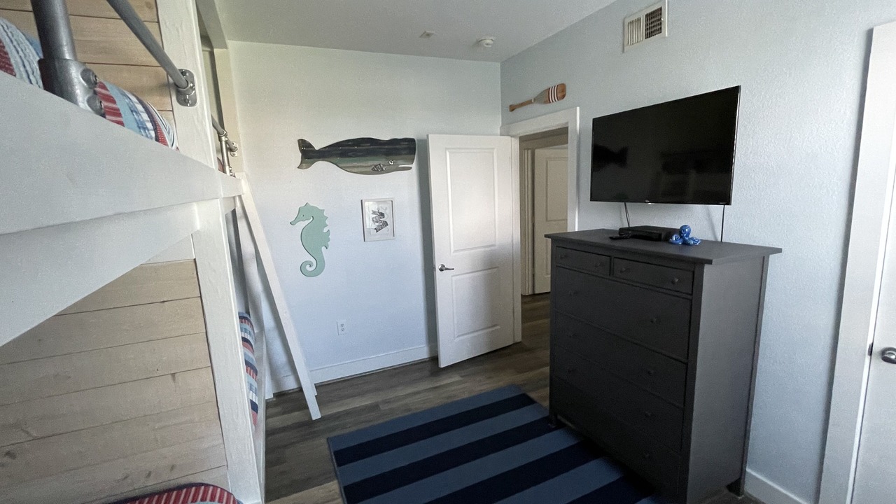 Photo of Bedroom in Red Fish Cove