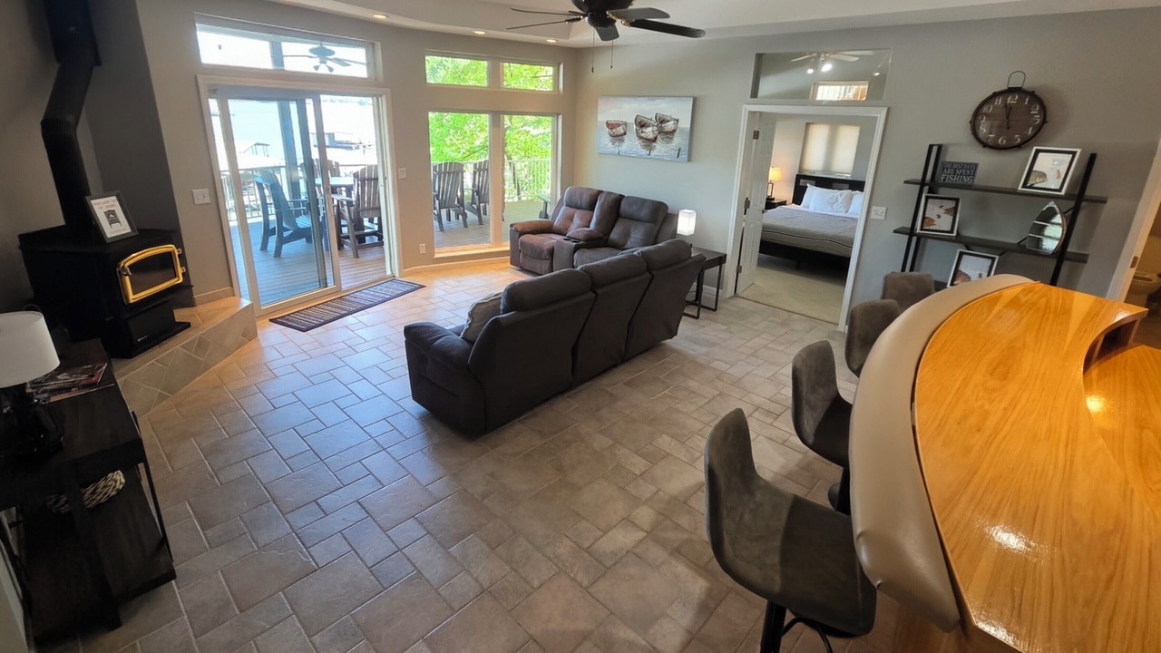 Photo of Bedroom in Sunrise Beach