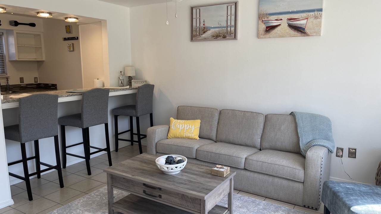 Photo of Livingroom in Mid America