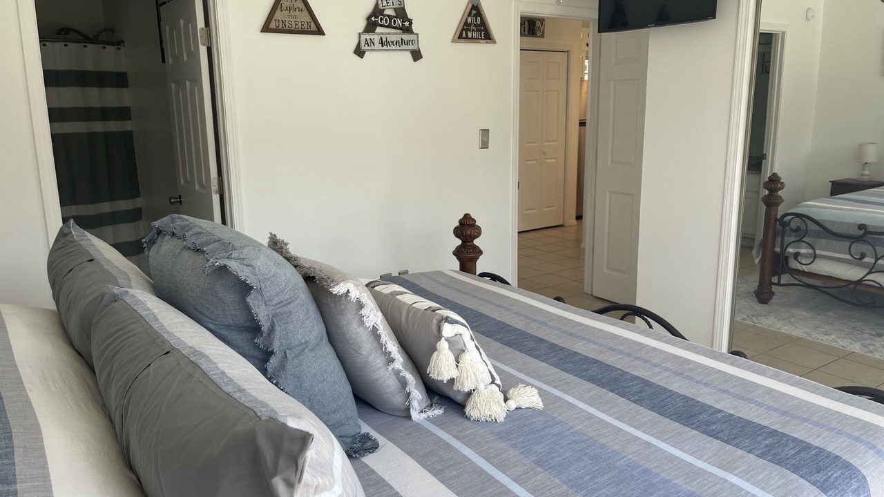 Photo of Bedroom in Mid America