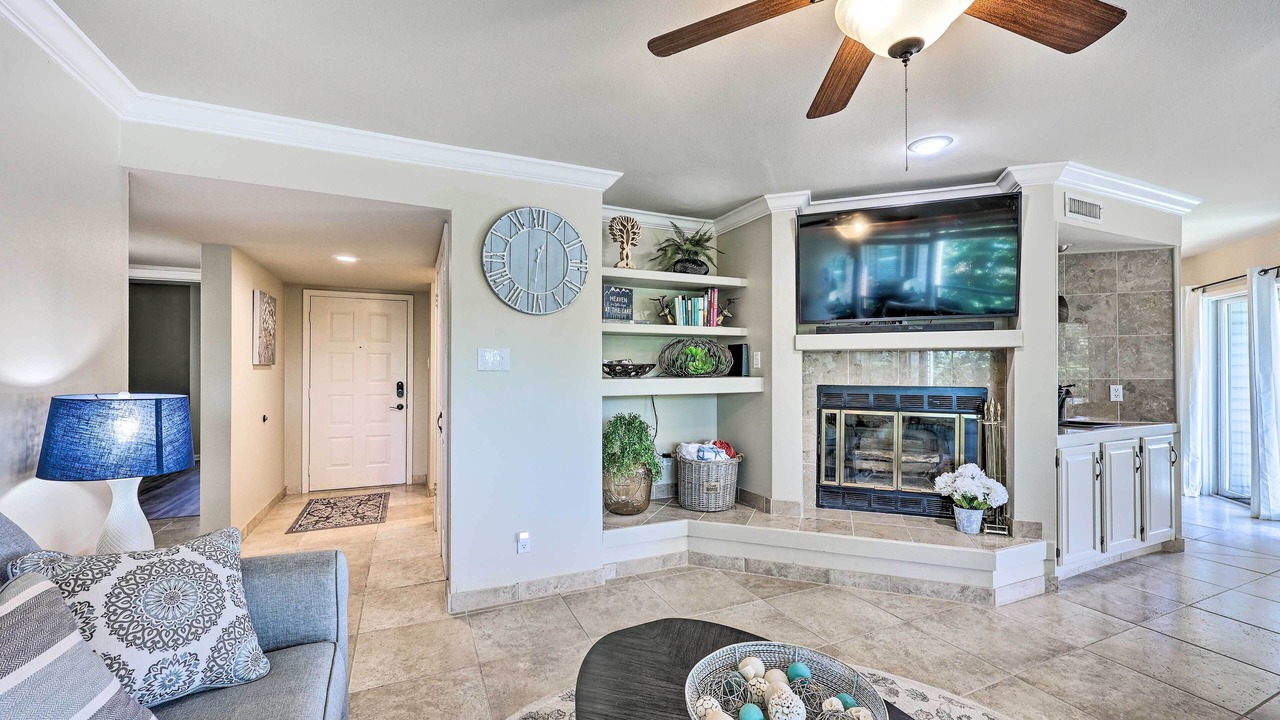 Photo of Bedroom in Lake Hamilton