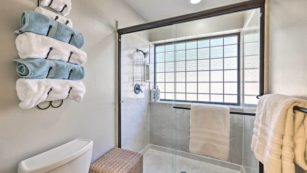 Photo of Bathroom in Lake Hamilton